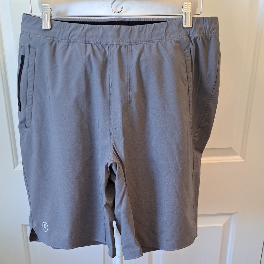 NWOT Backcountry Mens Performance Hiking/Activewear Grey Stretch‎ 10" Shorts LG